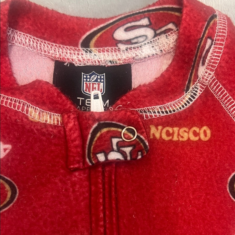 San Francisco 49ers NFL Red Kids Footed Pajamas Size 6/9M Football Game Team - Picture 2 of 8